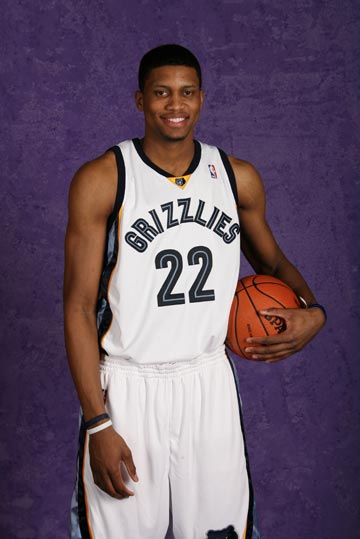 五位新星引领球队冲击总冠军：东契奇、华子、布伦森榜上有名